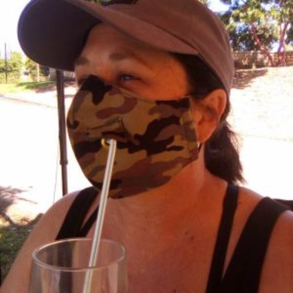 FACE MASK WITH STRAW OPENING-CAMO